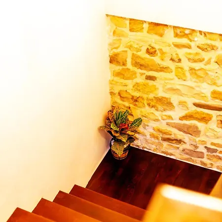 Ikona Gorices Hotel *