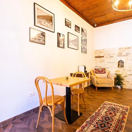Ikona Gorices Hotel *