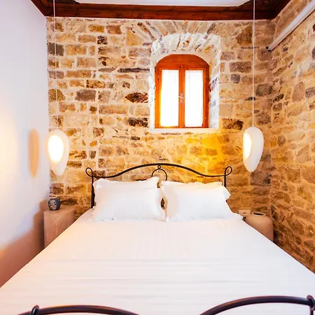 Ikona Gorices Hotel Berat