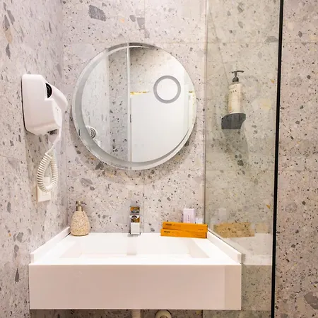 Hotel Ikona Gorices Berat