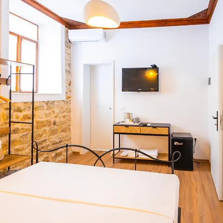 Ikona Gorices Hotel *