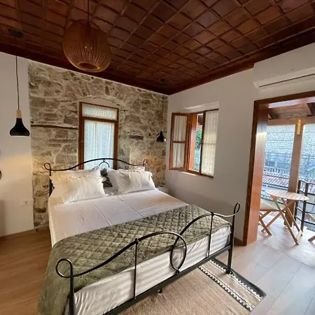 Ikona Gorices Hotel *